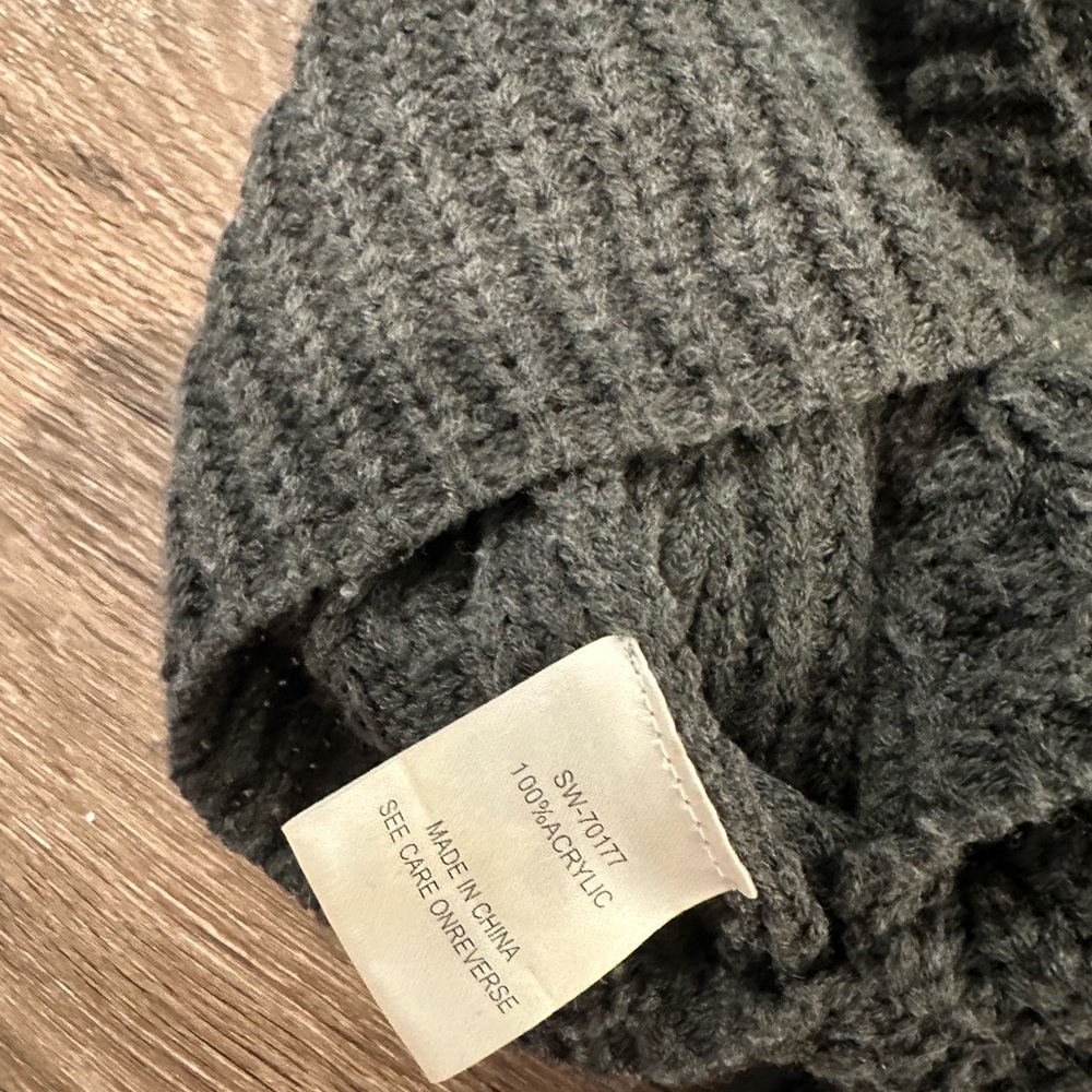 12th Tribe No Chill Charcoal Cropped Knit Sweater Size S/M - Picture 3 of 3